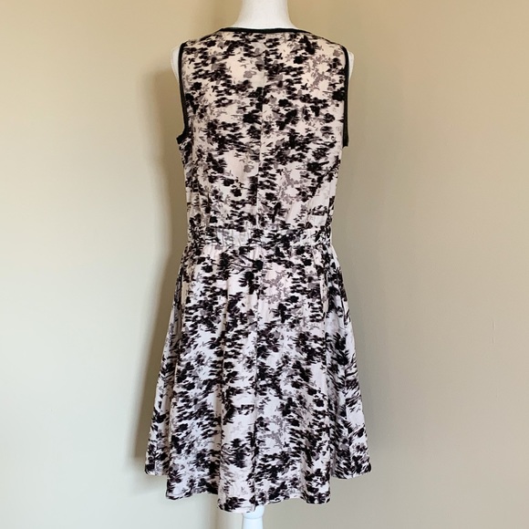 EUC Simply Vera Vera Wang Midi Length Sleeveless Watercolor Dress (Size Medium) - Picture 3 of 7